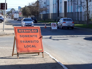 Notícia - Atenção, motoristas: Avenida Santos Dumont recebe novo asfaltamento