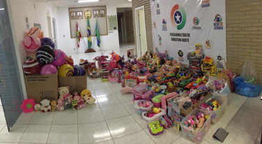 Notícia - Polícia Militar arrecada quase 20 mil brinquedos em campanha solidária