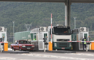 Notícia - Pagamento do pedágio com cartão de crédito e débito vira lei no estado