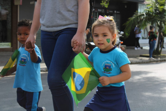 Notícia - Amor à Pátria ganha destaque em Atos Cívicos realizado em Morro da Fumaça