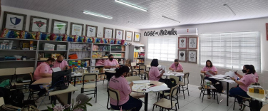 Notícia - Clubes de Matemática voltam com atividades presenciais nas escolas municipais de Criciúma