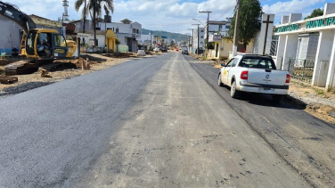 Notícia - Novo trecho de pavimentação é entregue no Bairro São Luiz