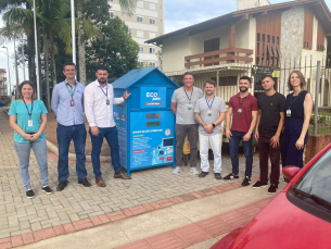 Notícia - Ecoponto para coleta de lixo eletrônico é instalado no Paço Municipal de Içara