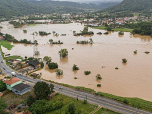 Notícia - Municípios em alerta: acompanhe os estragos causados pelas chuvas no Sul (FOTOS e VÍDEOS)