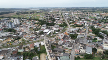 Notícia - Morro da Fumaça: No aniversário de 60 anos, município lança 2,5 quilômetros de pavimentações