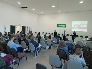 Notícia - Agentes culturais da Amesc e Amrec participam de treinamento