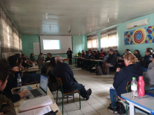 Notícia - Professores da Universidade levam debates às unidades educacionais de Criciúma