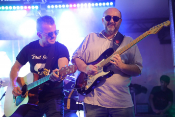 Notícia - Mês do rock com tributo a Raul Seixas e feira do vinil no Criciúma Shopping