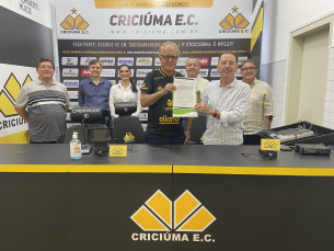 Notícia - Sicredi renova patrocínio com o Criciúma Esporte Clube