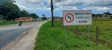 Notícia - Trânsito de carretas e bitrens será proibido em duas vias de Morro da Fumaça