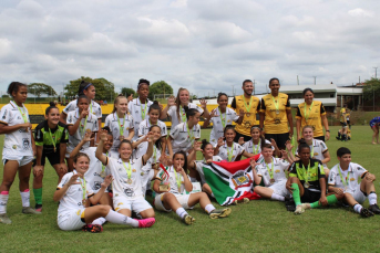 Notícia - Escolinha de Futebol Feminino do Tigre com inscrições abertas