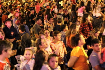 Notícia - Programação especial de Natal movimenta a Praça Nereu Ramos em Criciúma