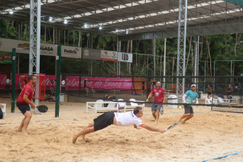 Notícia - Mampituba inaugura complexo com 12 quadras de beach tennis