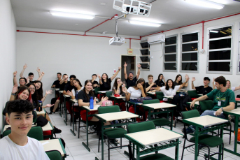 Notícia - Volta às aulas: Colégio Unesc realiza recepção calorosa para os alunos e familiares