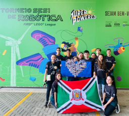 Notícia - Alunos da rede municipal de Criciúma participam de torneio de robótica em Itajaí