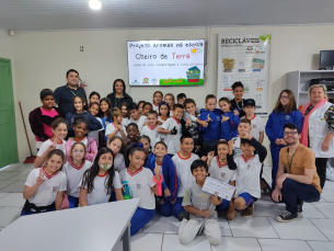 Notícia - Diretoria de Meio Ambiente retoma 'Projeto Aromas na Escola' no município