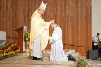 Notícia - Diocese de Criciúma acolhe Padre Israel