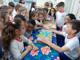 Notícia - Desenvolvimento de brinquedos ecológicos estimula empreendedorismo nas escolas de Criciúma