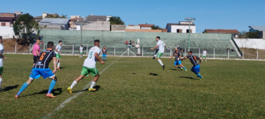 Notícia - Campeonato Municipal de Futebol de Campo: competição segue em Criciúma