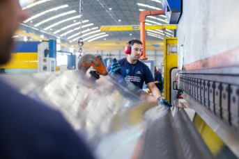 Notícia - Librelato, em parceria com o Senai, abre oportunidades para vagas de Aprendizagem Industrial