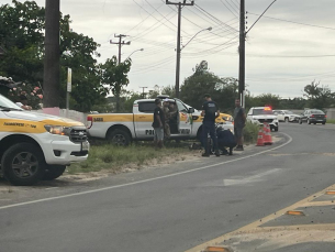 Notícia - Motociclista morre ao bater de frente em caminhão em Morro da Fumaça