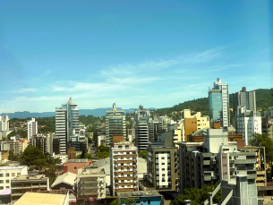 Notícia - Terça-feira com sol entre poucas nuvens em Criciúma e região