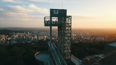 Notícia - Cores das campanhas de saúde iluminarão mirante em Criciúma