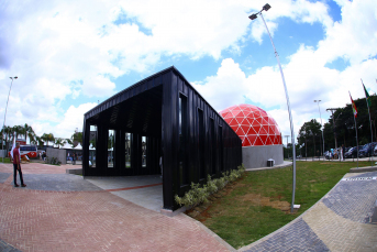 Notícia - Mulheres astrônomas e astronautas são tema de exposição no Parque Astronômico de Criciúma