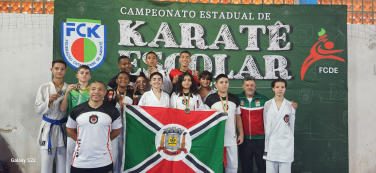 Notícia - Karatê de Criciúma conquista vinte medalhas no Campeonato Escolar Estadual