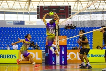 Notícia - Vôlei masculino de Criciúma estreia com vitórias na Superliga Catarinense