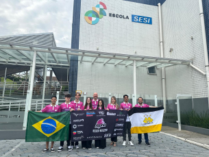 Notícia - Na Arábia Saudita, estudantes de Criciúma representam o Brasil em mundial de robótica 