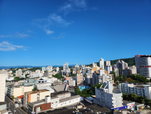 Notícia - ((Áudio)) Sol e temperatura abaixo dos 30°C nesta terça-feira