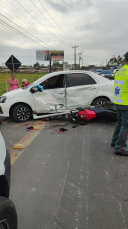 Notícia - Colisão entre carro e moto deixa vítima em Balneário Gaivota