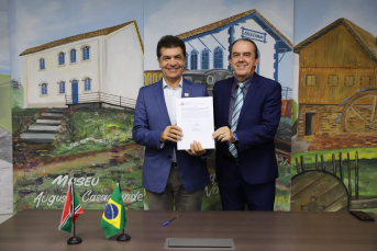 Notícia - Presidente da Câmara de Vereadores assume como prefeito interino de Criciúma