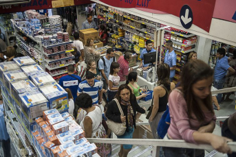 Notícia - Consultas a CPFs em compras a prazo aumenta em 2018