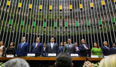 Notícia - Em mensagem ao Congresso, Bolsonaro propõe uma nova Previdência