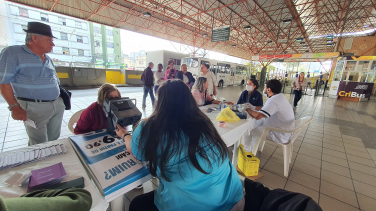 Notícia - Clientes do transporte coletivo participam do projeto Conexão Saúde em Criciúma