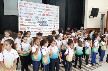 Notícia - O dia em que o coral do Bairro da Juventude cantou para o papa