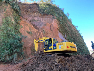 Notícia - Trabalhos de recuperação da Serra do Corvo Branco seguem a todo vapor (VÍDEO)