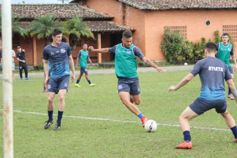 Notícia - Caravaggio enfrenta o Atlético Catarinense fora de casa 