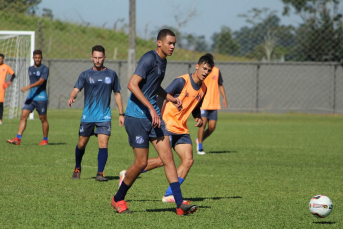 Notícia - Caravaggio enfrenta Tubarão em jogo-treino fora de casa