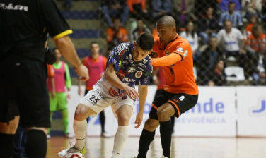 Notícia - Covid-19: Liga Nacional de Futsal começa sem jogos catarinenses 