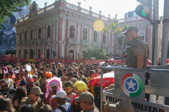 Notícia - Polícia Militar registra queda de 61,54% de casos de roubo no Carnaval 2023