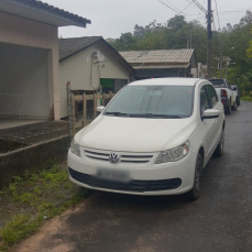 Notícia - Agora: carro furtado é recuperado e três são detidos 