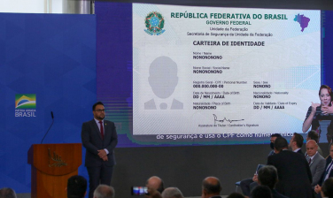 Notícia - Governo lança carteira nacional de identidade com registro único