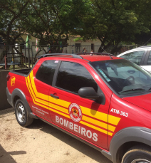 Notícia - Bombeiros são acionados por vazamento de combustível em CEI