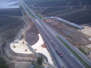 Notícia - BR-101: novo viaduto em Maracajá supera os 60% do cronograma de obras