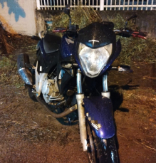 Notícia - Motociclista fica ferido após colisão contra carro em Passo de Torres