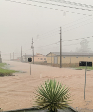 Notícia - Chuva causa alagamento e traz prejuízos ao Sul de SC (FOTOS)