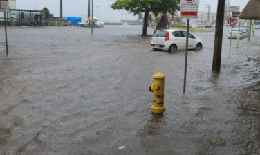 Notícia - Laguna registrou 49 milímetros de chuva em uma hora